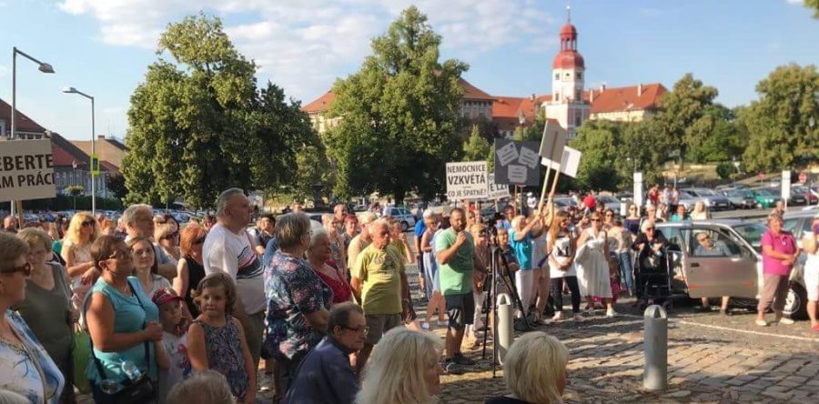 Roudnická nemocnice – Opatrovník vystoupil na žádost stávkového výboru