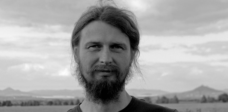 Tomáš Polcar představuje v Roudnici nad Labem svou sochařskou tvorbu
