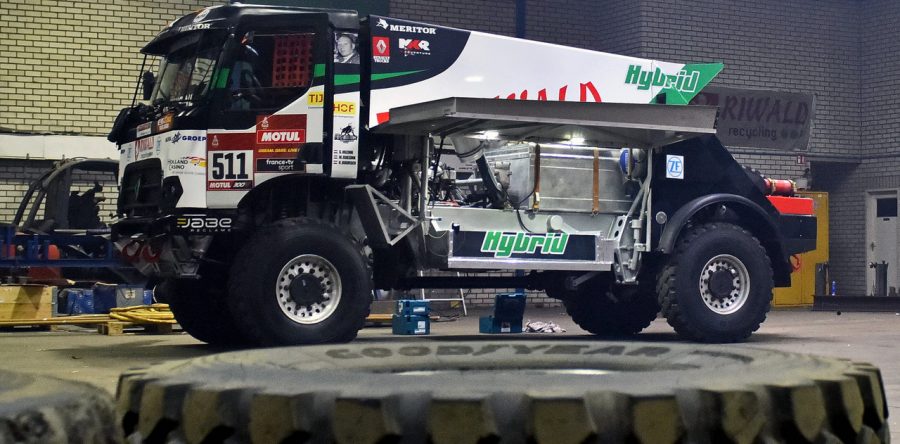 Kressovy kamiony míří na Dakar